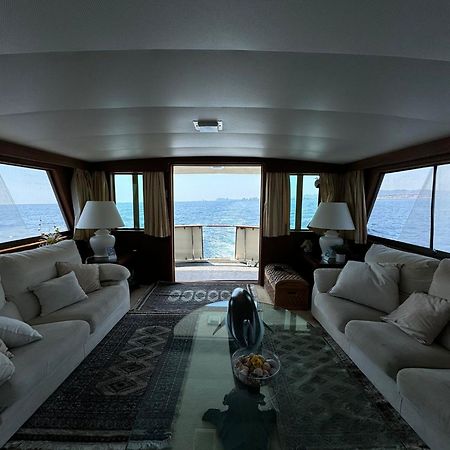 Hotel Yacht Our Alissa Sant Adria de Besos Εξωτερικό φωτογραφία