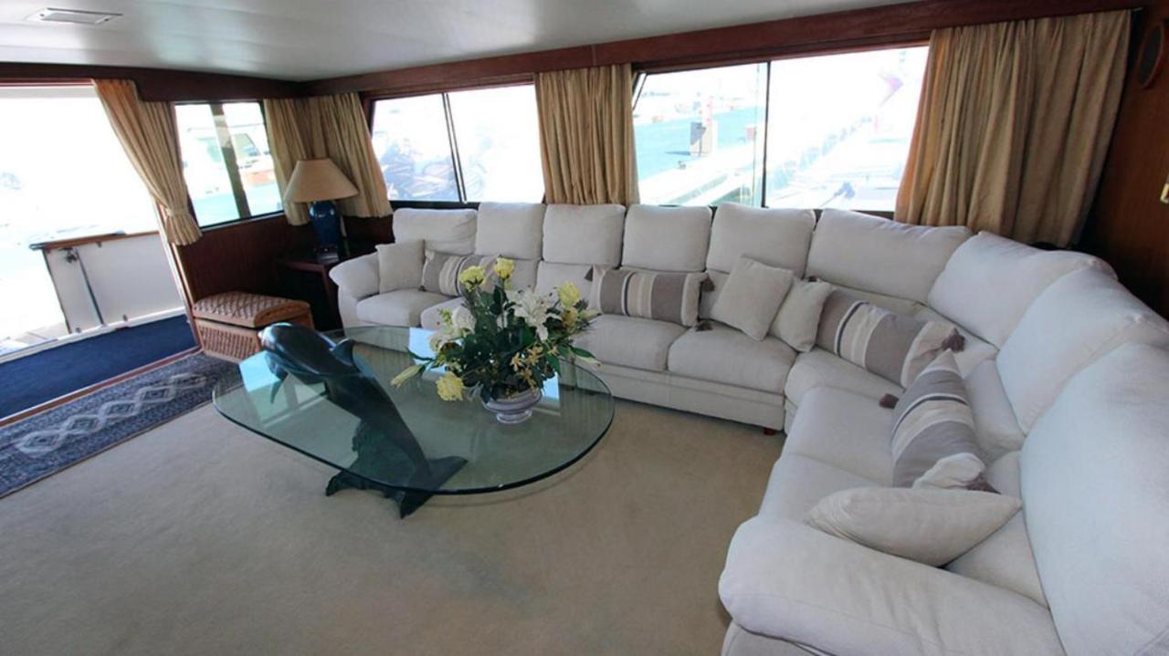 Hotel Yacht Our Alissa Sant Adria de Besos Εξωτερικό φωτογραφία