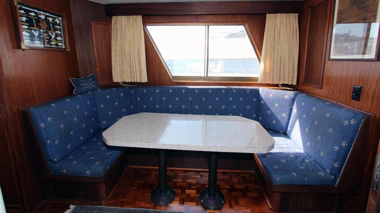 Hotel Yacht Our Alissa Sant Adria de Besos Εξωτερικό φωτογραφία