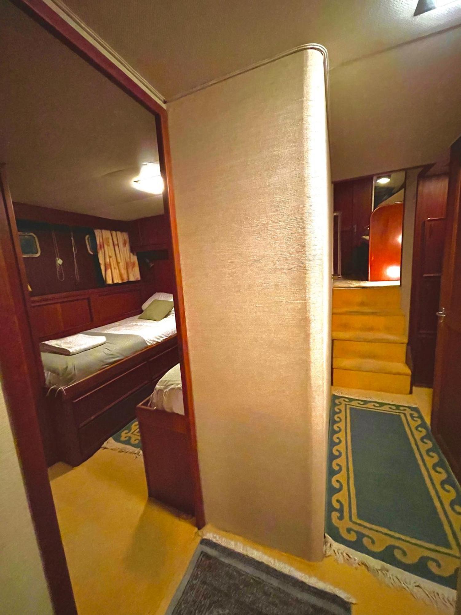 Hotel Yacht Our Alissa Sant Adria de Besos Εξωτερικό φωτογραφία