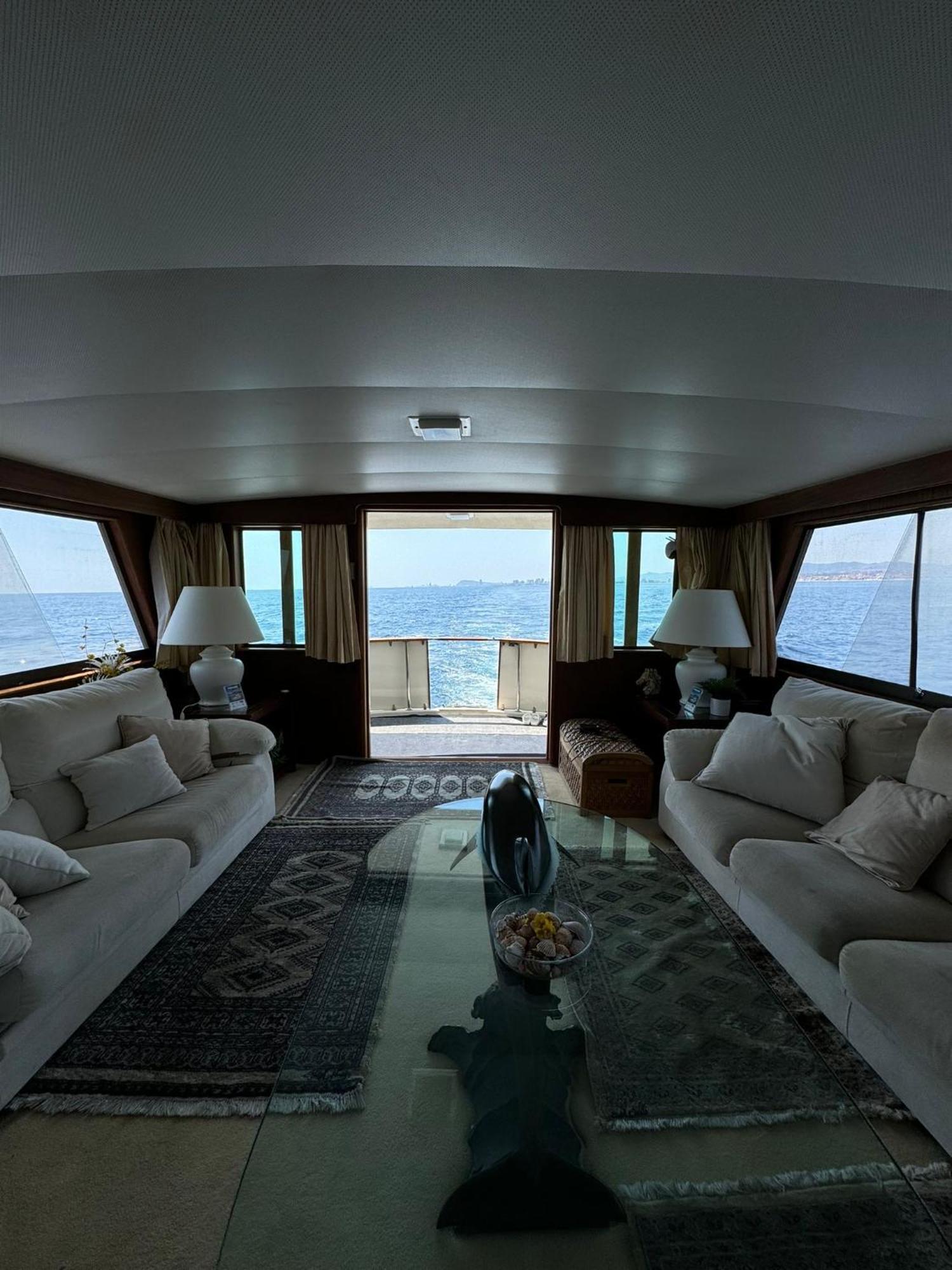 Hotel Yacht Our Alissa Sant Adria de Besos Εξωτερικό φωτογραφία